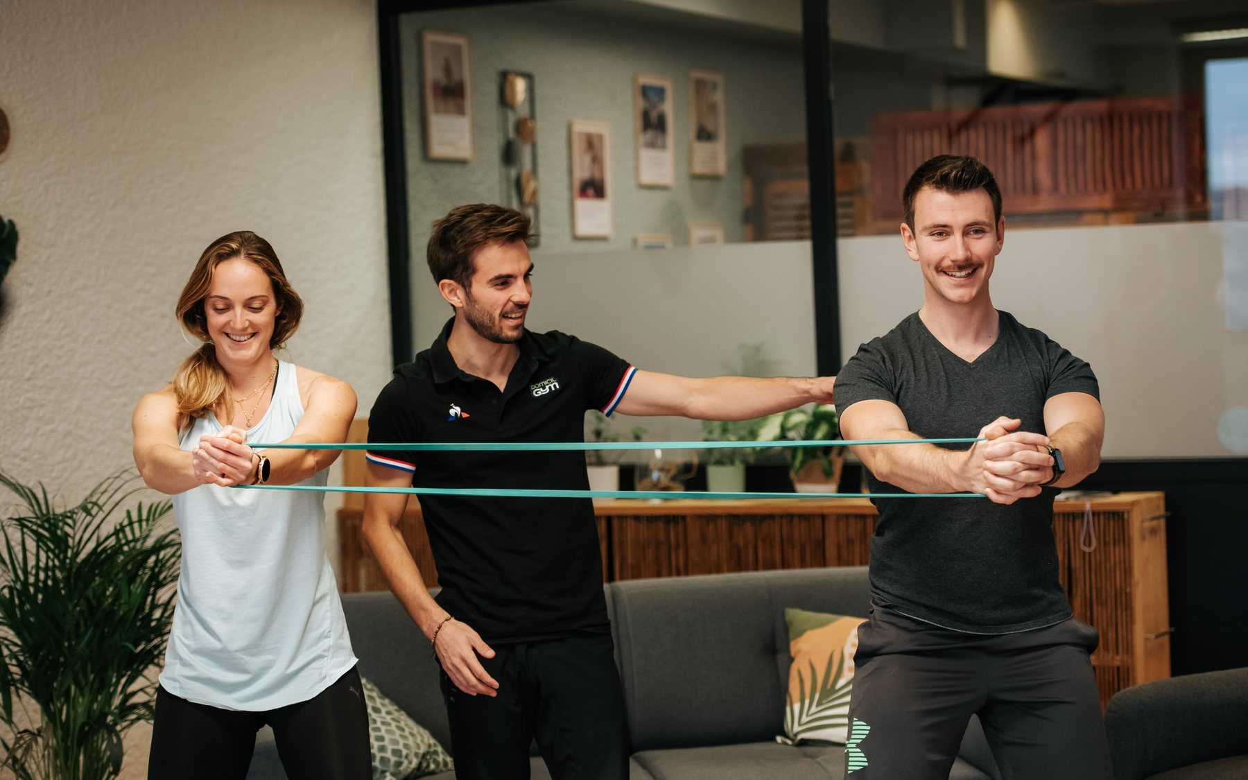 Coach sportif en action pendant une séance de formation CQP IF Domicil'Gym.