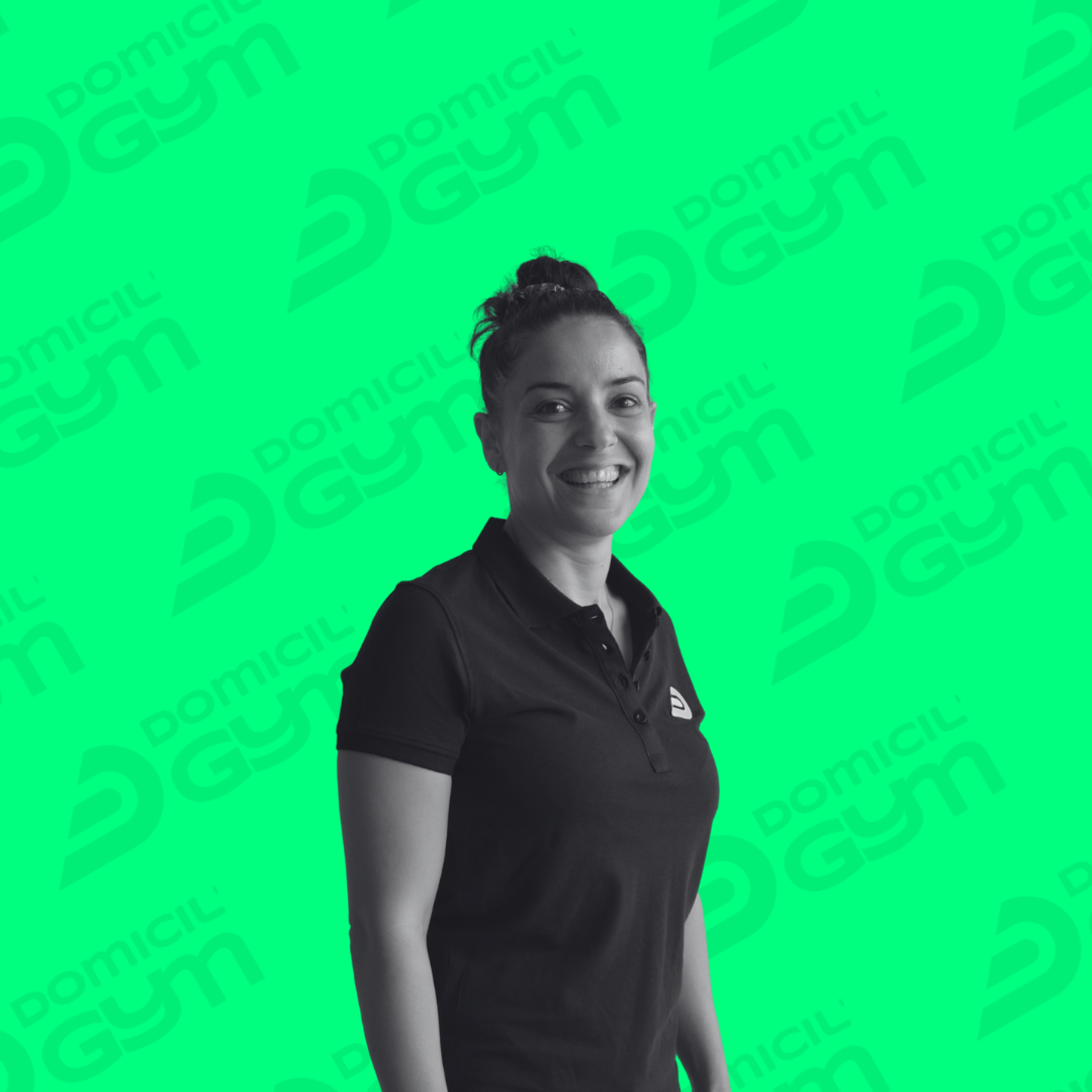 Coach sportif à domicile à Clermont-Ferrand - Zoë Benzine Zoë Benzine, coach sportif à domicile à Clermont-Ferrand avec Domicil'Gym.